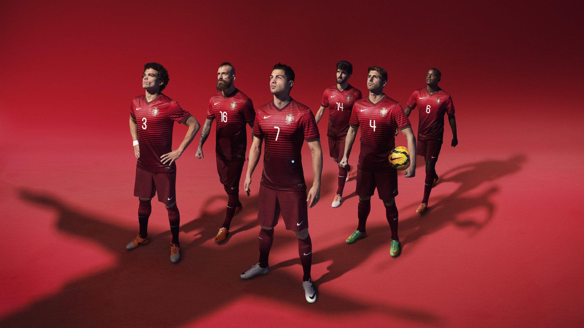 罗塞尼尔主帅定下终极目标，征服所有赛事，锻造欧洲足坛新王朝